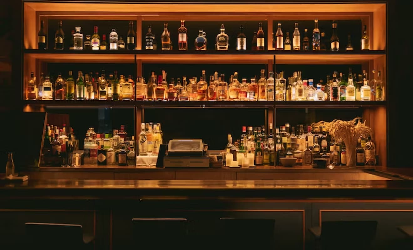 Bar with liquors