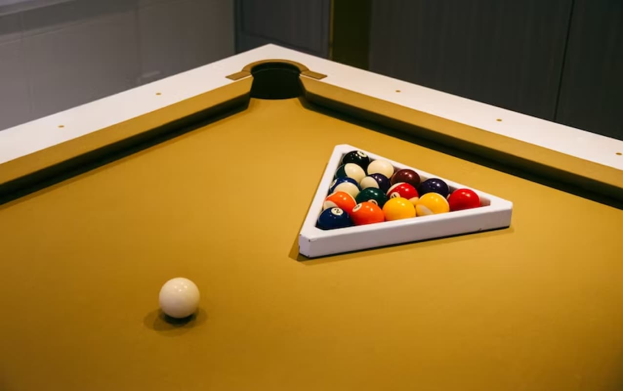 billiard